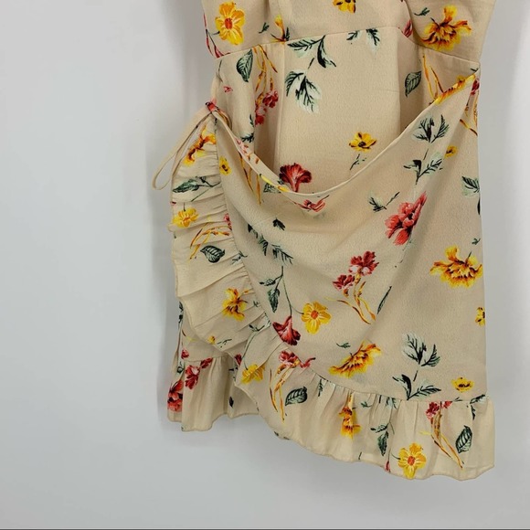 superdown Gianni Ruffle Mini Floral Summer Dress - Picture 6 of 9